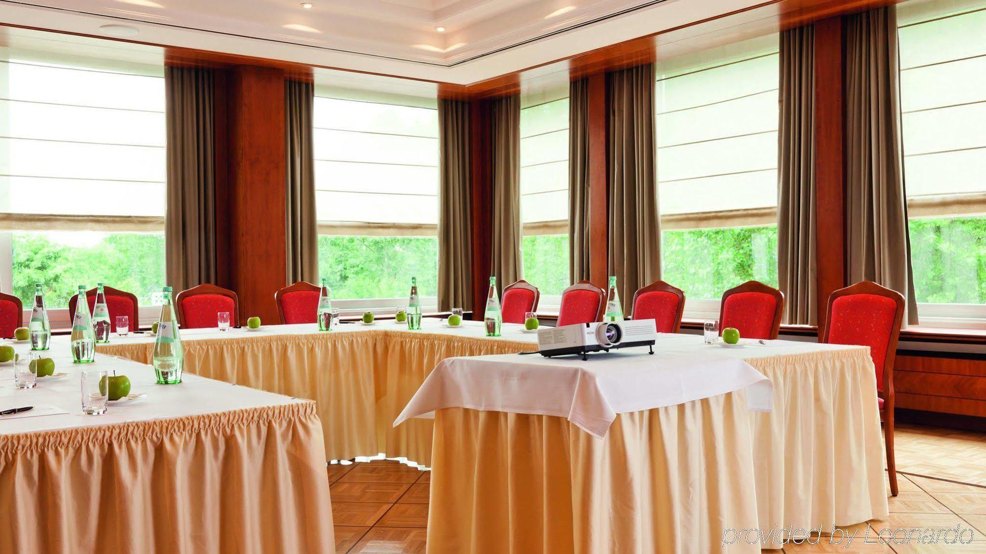 Hotel Althoff Am Schlossgarten 5*