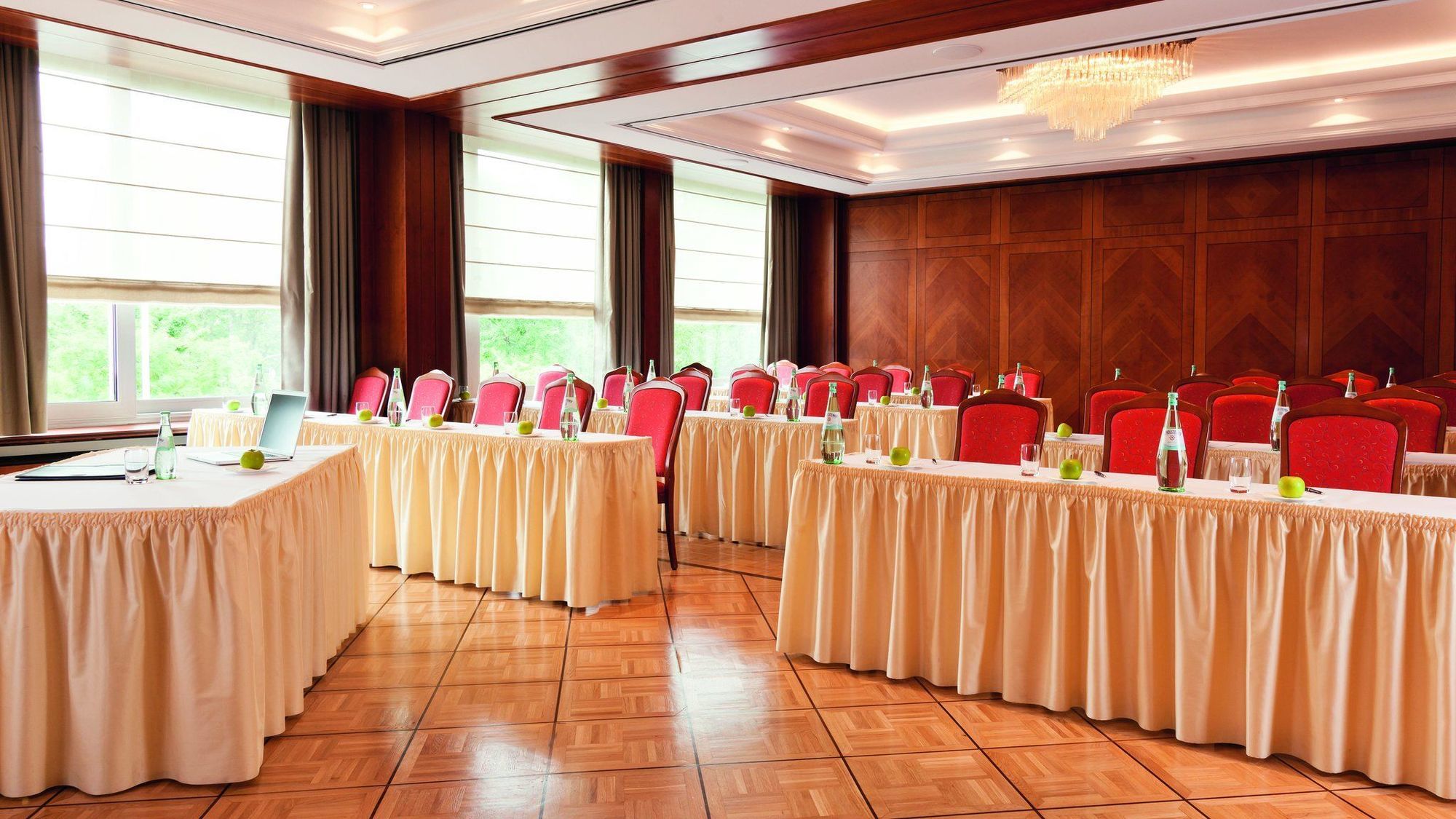 Hotel Althoff Am Schlossgarten Stuttgart