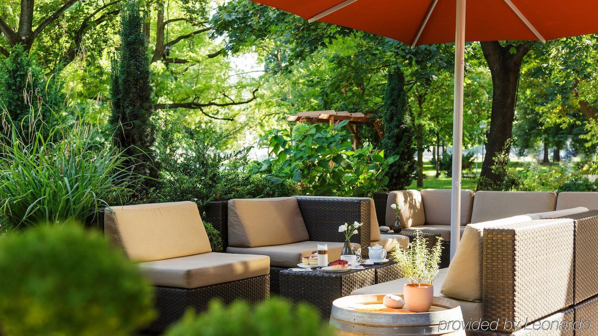 Althoff Am Schlossgarten 5*